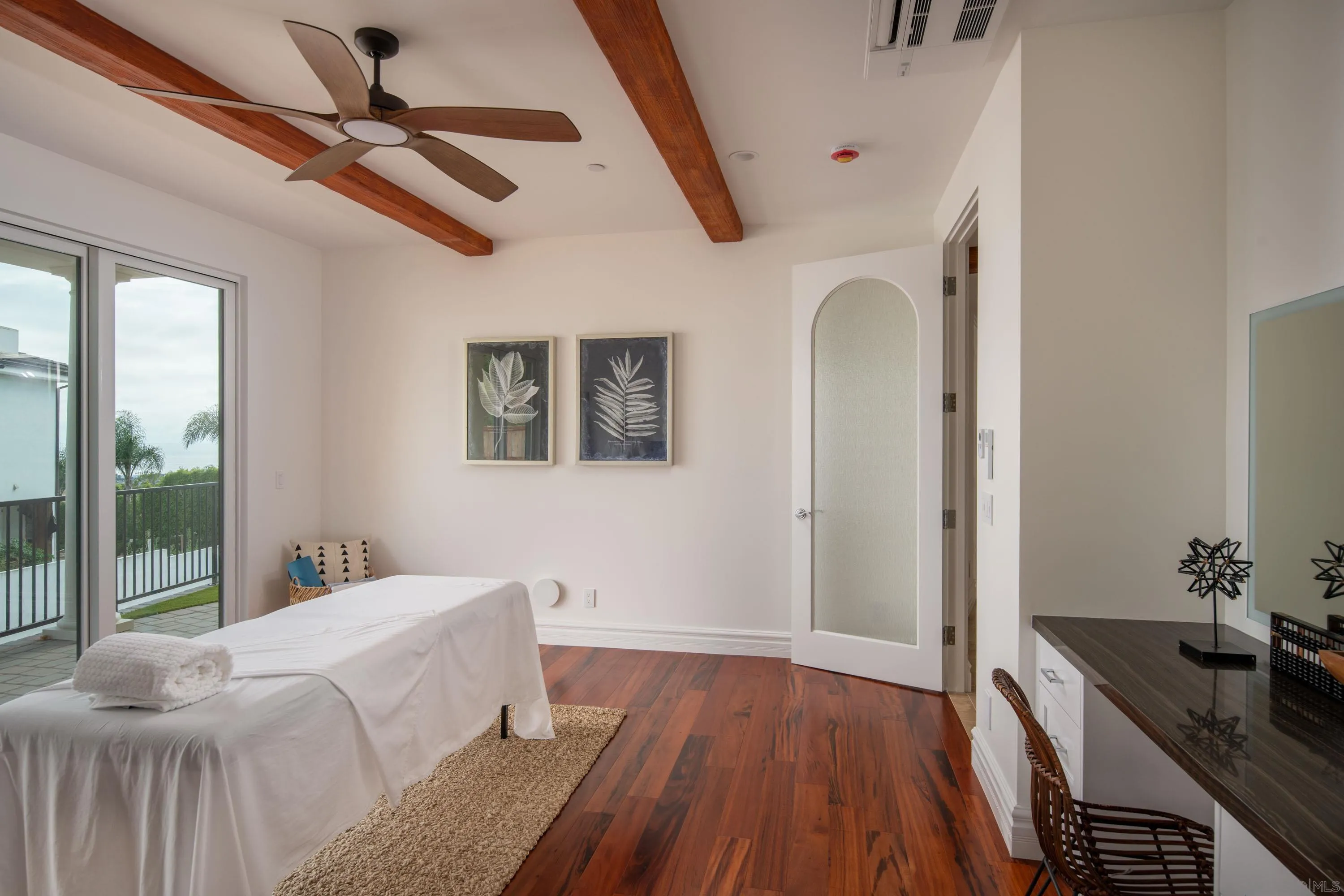 https://cdn.realtyfeed.com/cdn/127/250034538/73d46a6f7e8c42587410b603f09db745.webp
