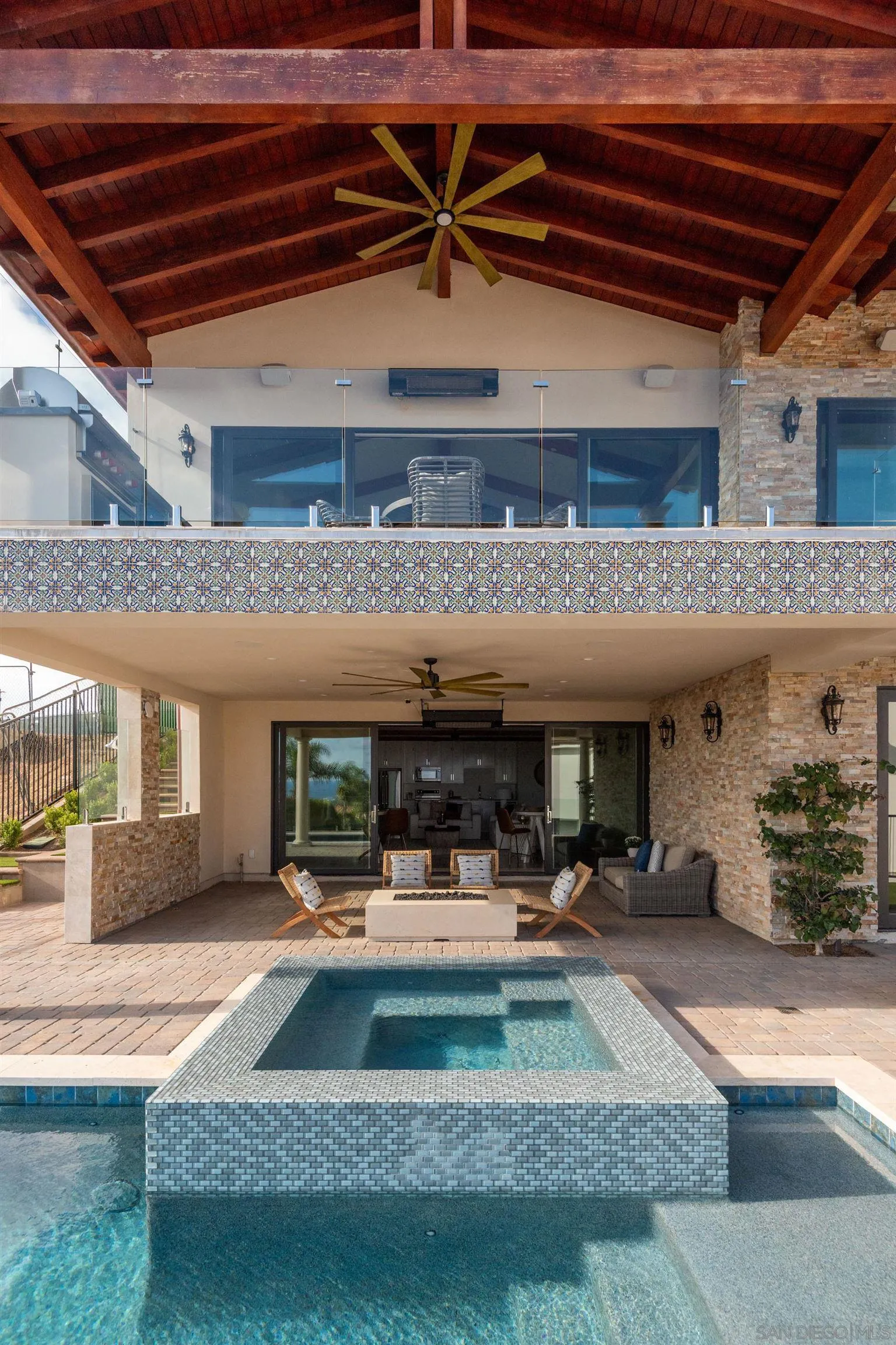 https://cdn.realtyfeed.com/cdn/127/250034538/7e6db2cf0c5d02e905db2be7bfe45feb.webp