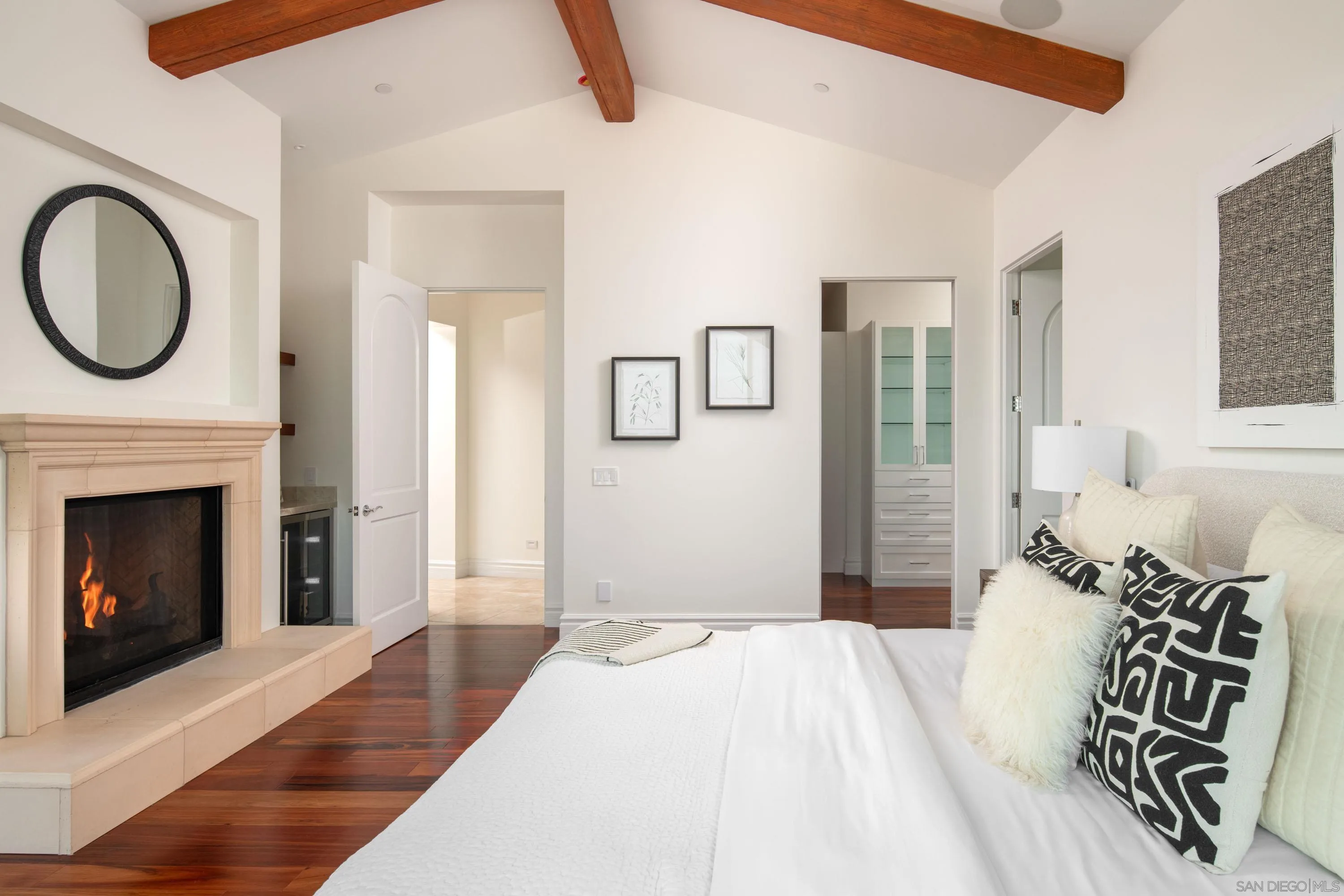https://cdn.realtyfeed.com/cdn/127/250034538/8f30069396bbd2eb8fa80853fbe48875.webp