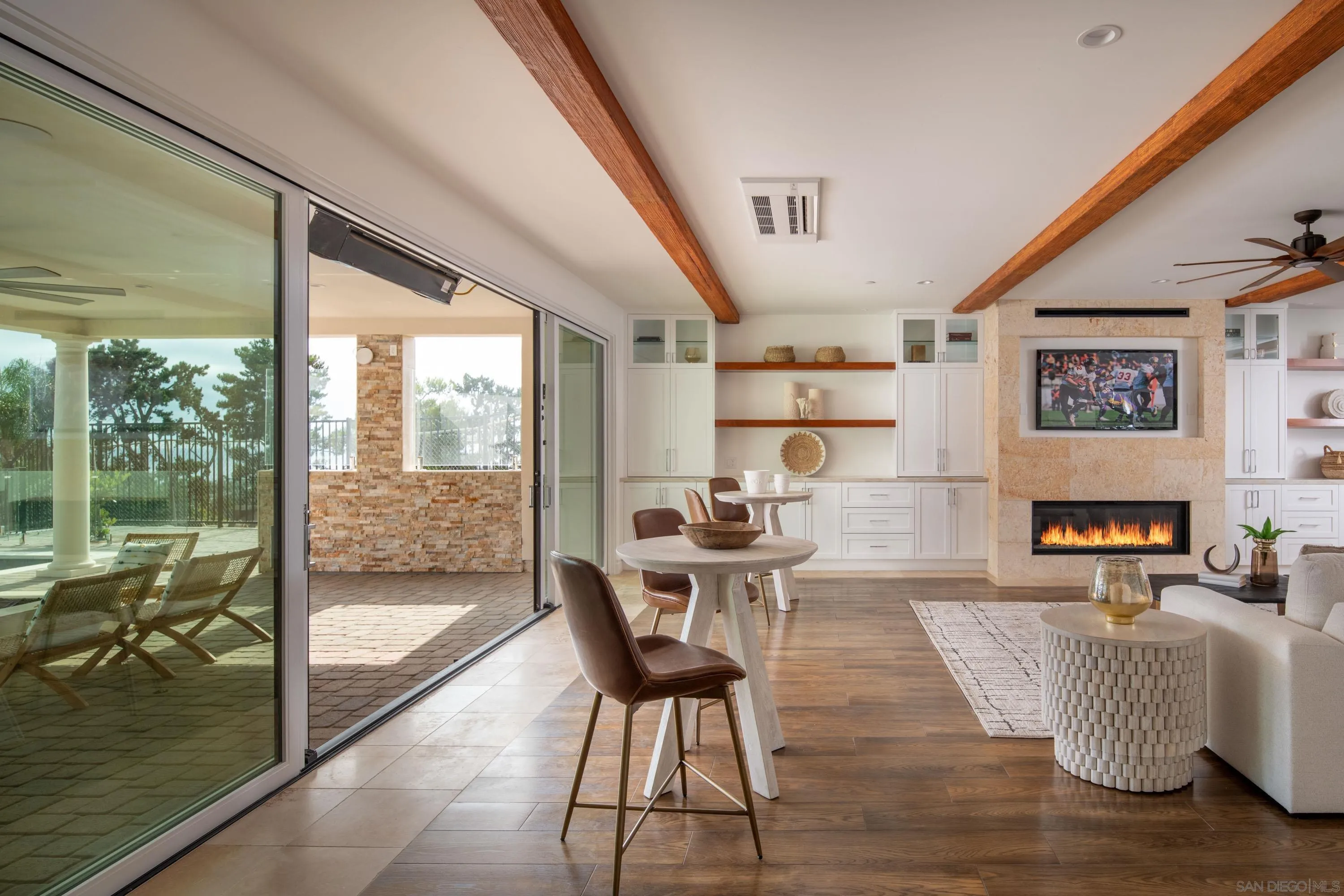 https://cdn.realtyfeed.com/cdn/127/250034538/ae3b471edb20cf0e0a770832fadfa204.webp