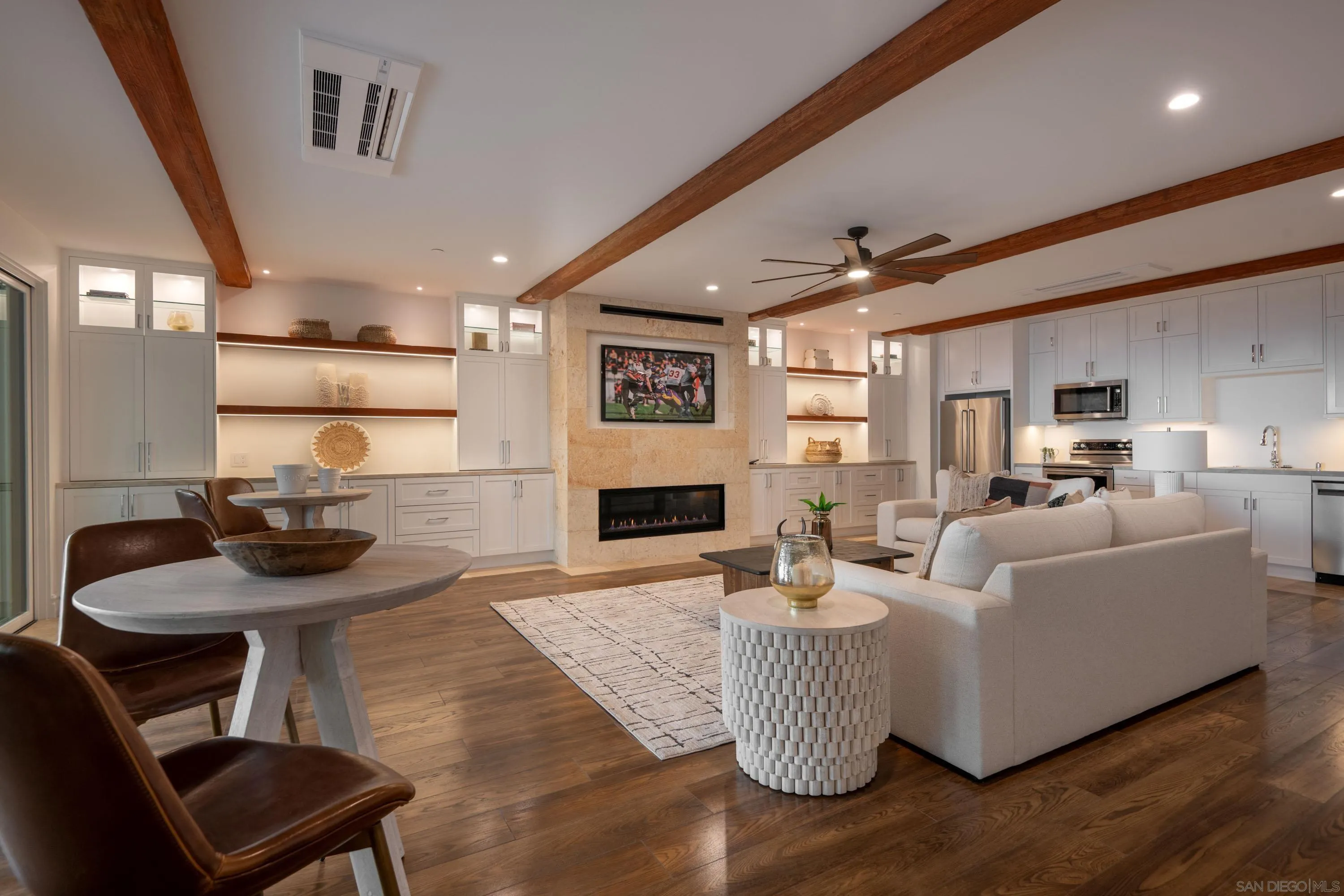 https://cdn.realtyfeed.com/cdn/127/250034538/b54deb98e5783c22d968848bdf41be7a.webp