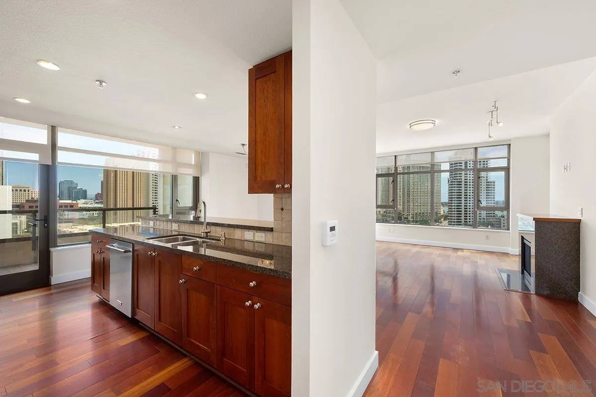 Photo #17: 250034539 Listing: Photo #17
