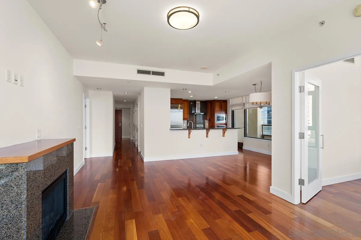 Photo #12: 250034539 Listing: Photo #12