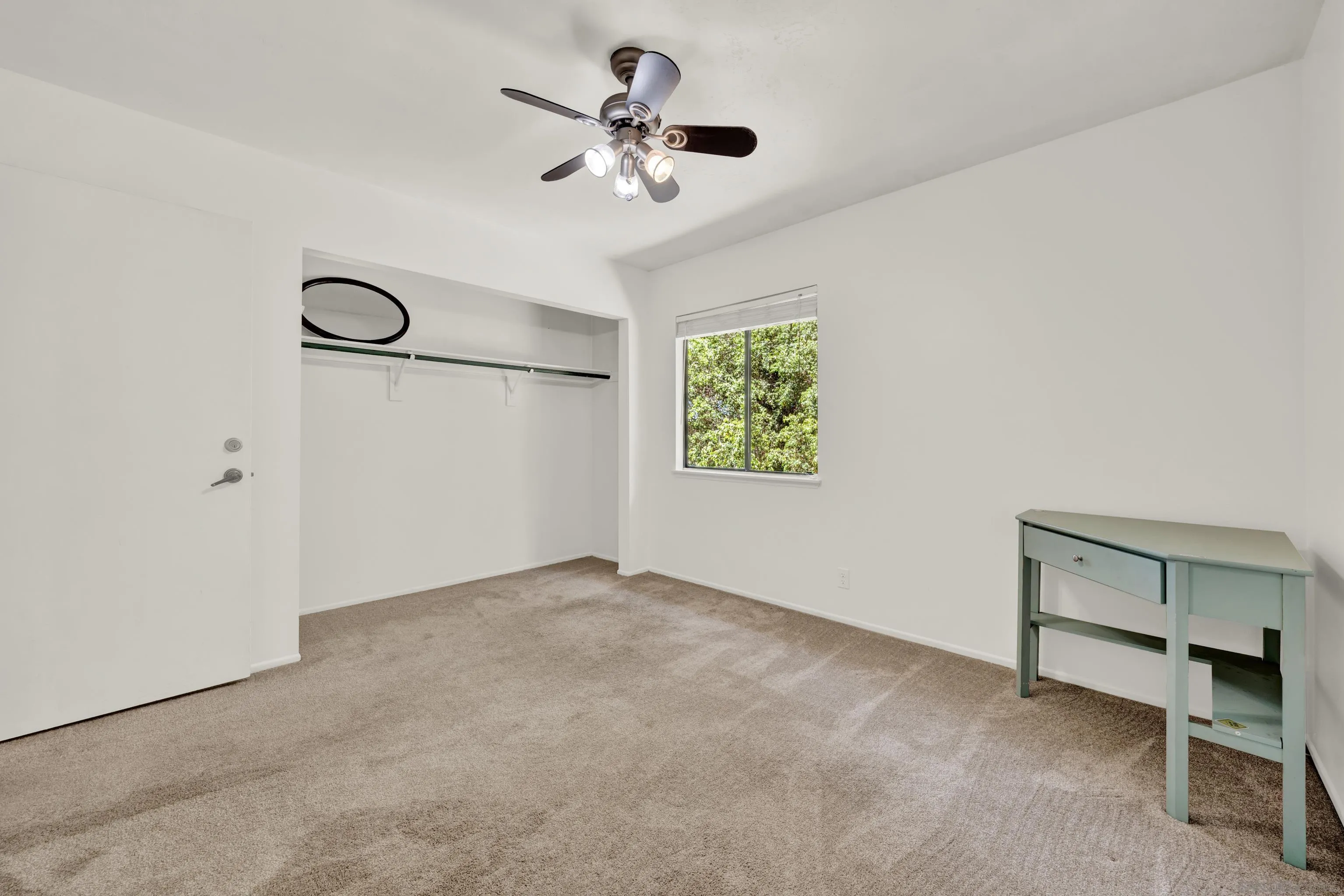 https://cdn.realtyfeed.com/cdn/127/250034541/79951d0b4bc3a8ed0b8fc04e6c96d68d.webp