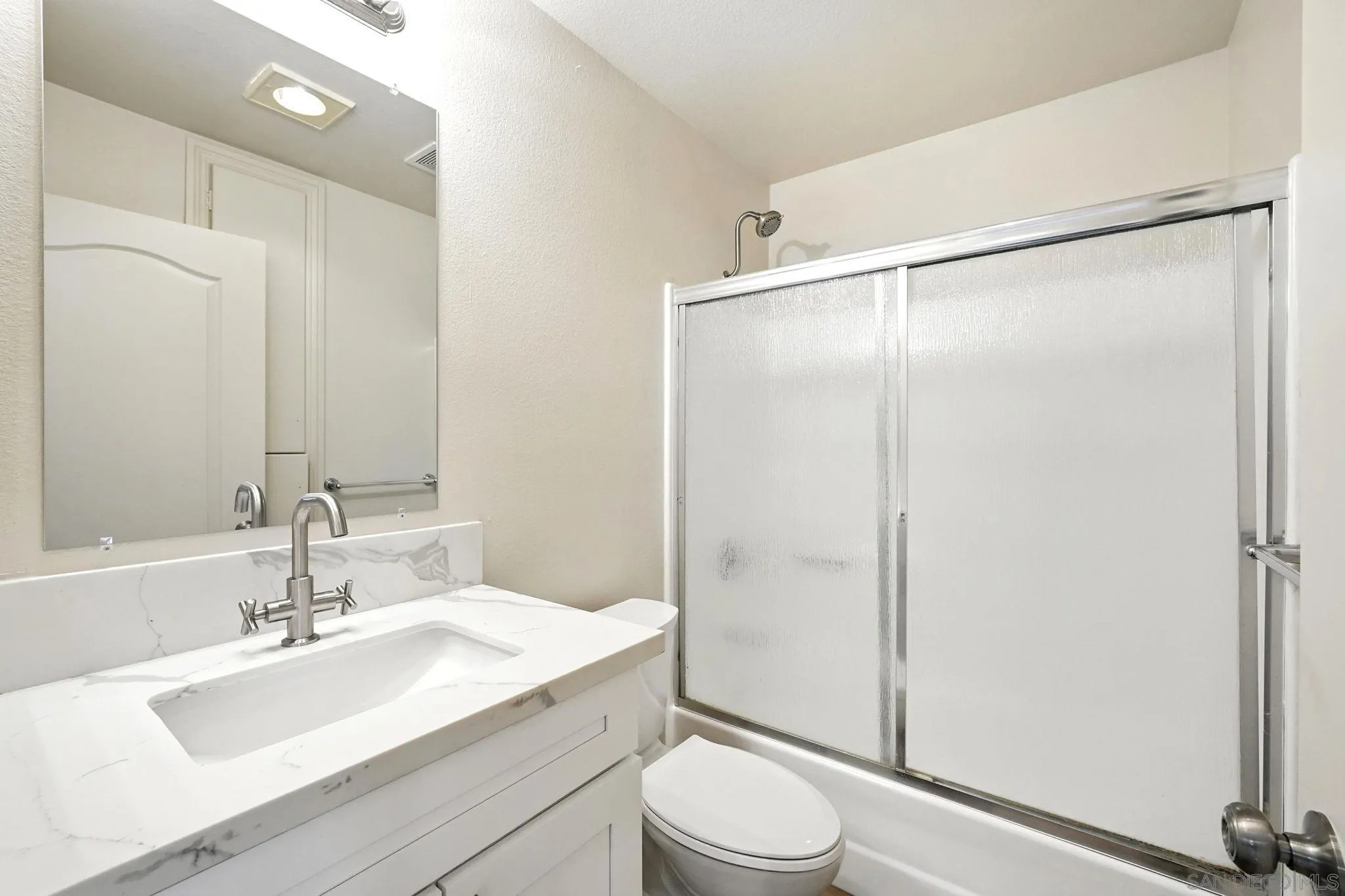Photo #13: 250034543 Listing: Photo #13