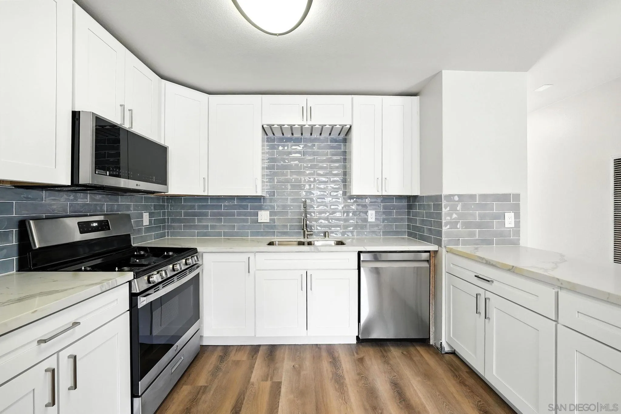 Photo #7: 250034543 Listing: Photo #7