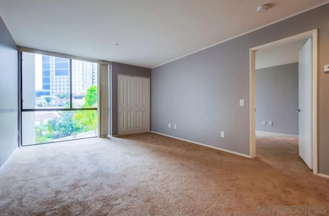 Photo #8: 250034553 Listing: Photo #8