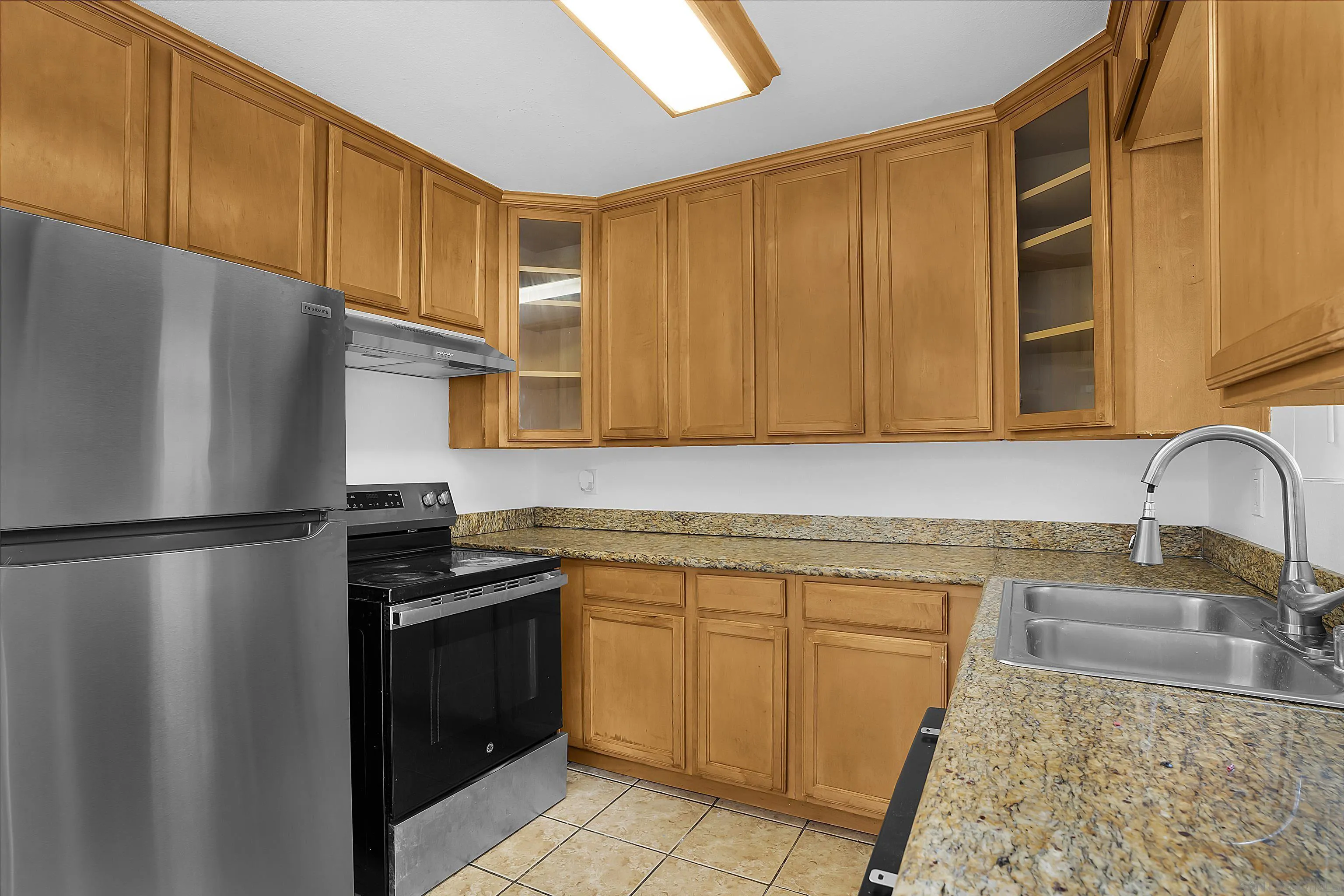 Photo #5: 250034573 Listing 