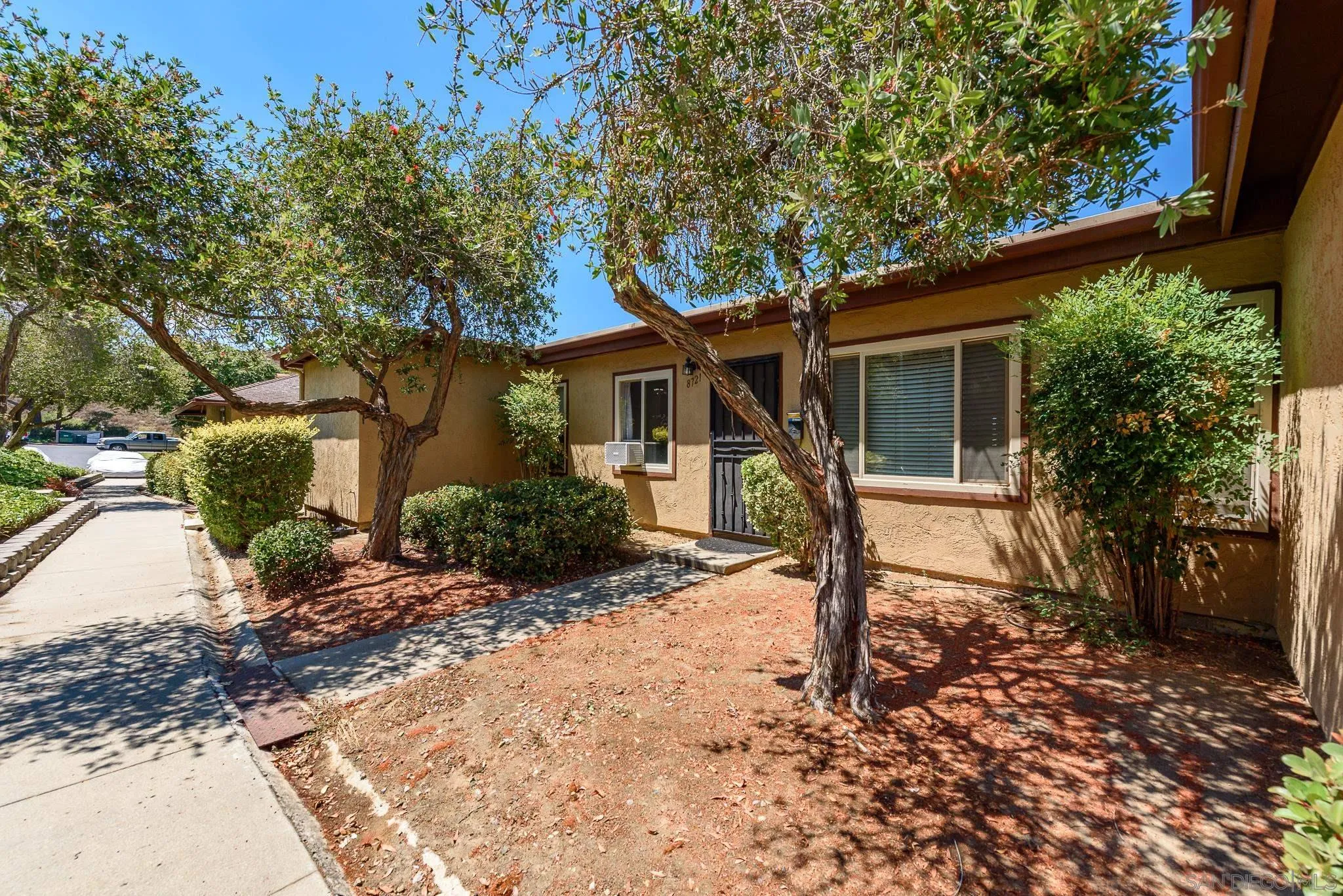 https://cdn.realtyfeed.com/cdn/127/250034575/42f52a99de30a24015936c8c646226af.webp