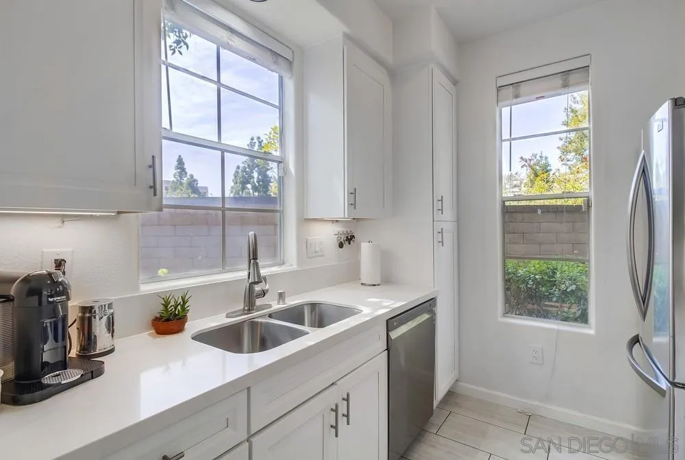 Photo #5: 250034576 Listing 
