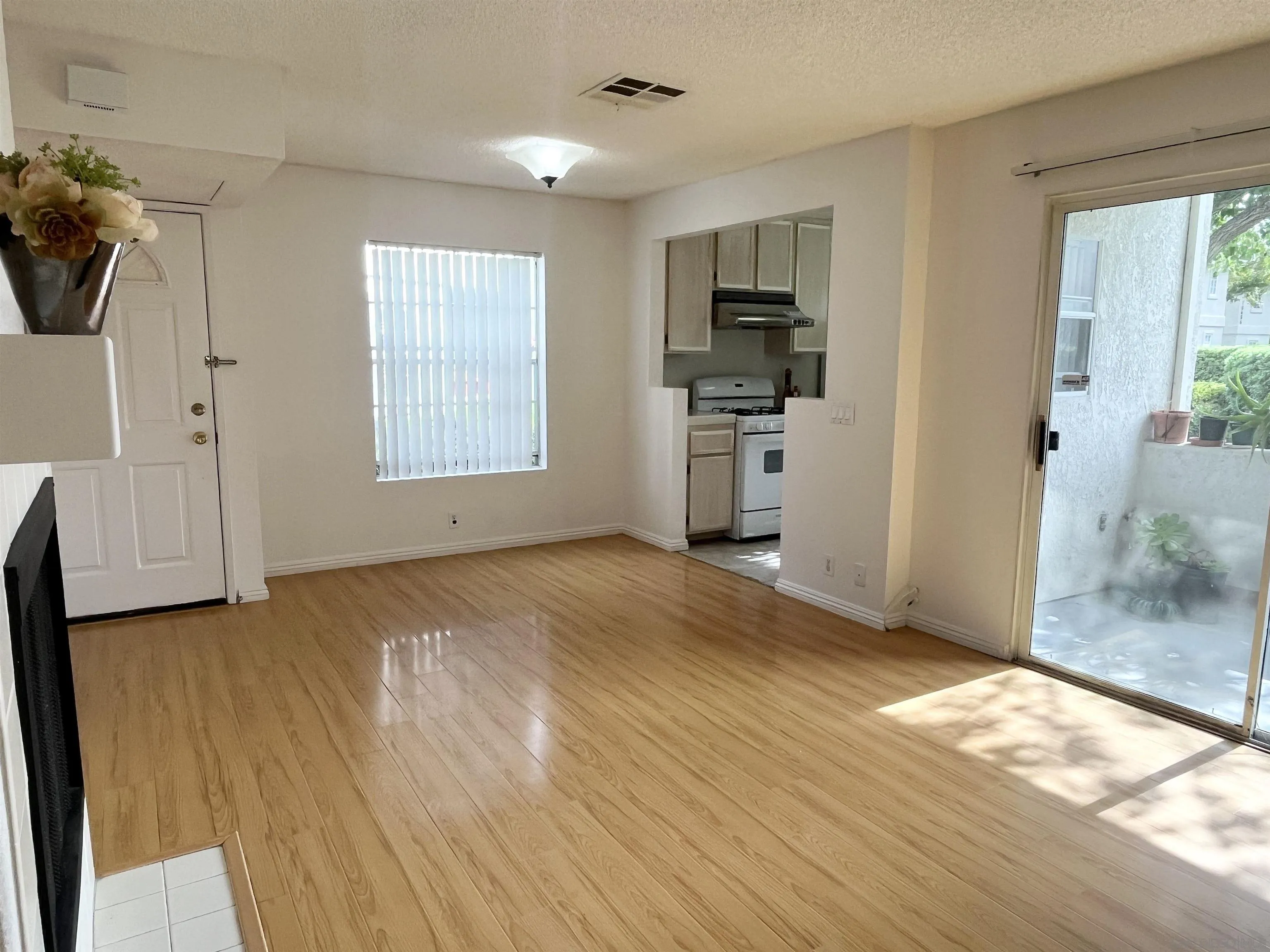 Photo #9: 250034593 Listing: Photo #9