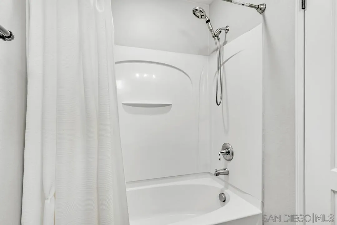 Photo #29: 250034610 Listing: Photo #29
