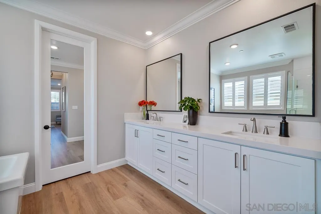https://cdn.realtyfeed.com/cdn/127/250034612/14da3c03882de0ad3f5d4fd7c448e9a7.webp