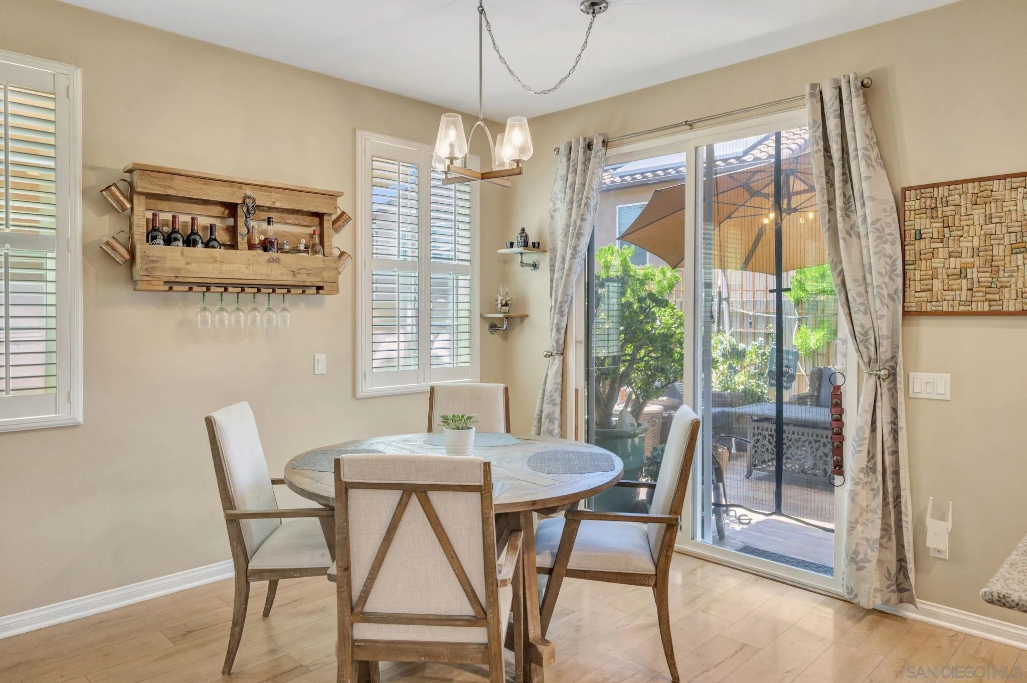 https://cdn.realtyfeed.com/cdn/127/250034613/03b1a7cf4601d4179a7ad6d7817d5027.webp