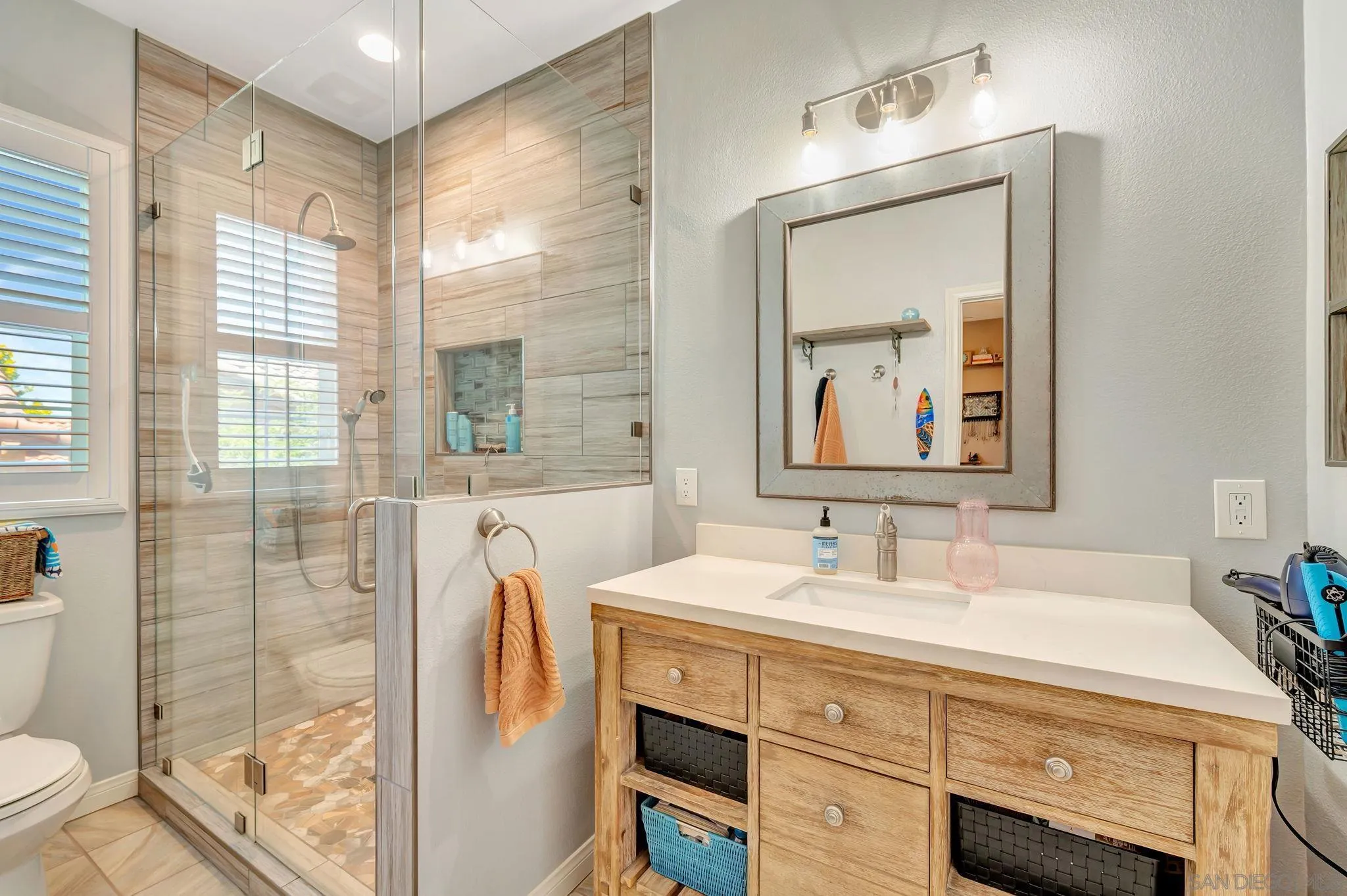 https://cdn.realtyfeed.com/cdn/127/250034613/26f4b1594953d770e7e395fa1774aa98.webp