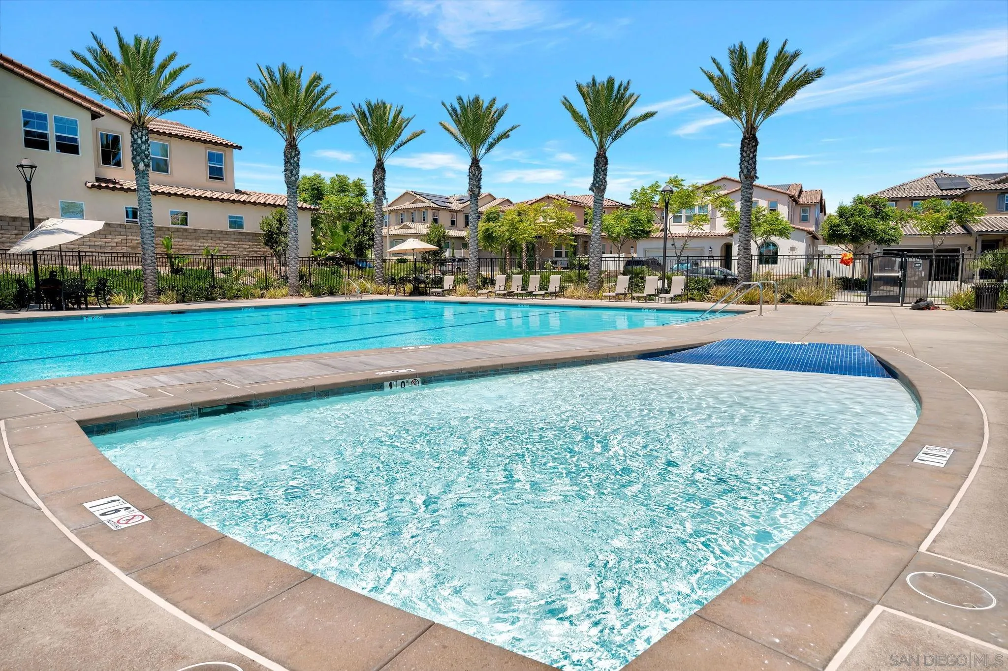 https://cdn.realtyfeed.com/cdn/127/250034613/553ef0ee99da141a754d5dff3a86f01b.webp