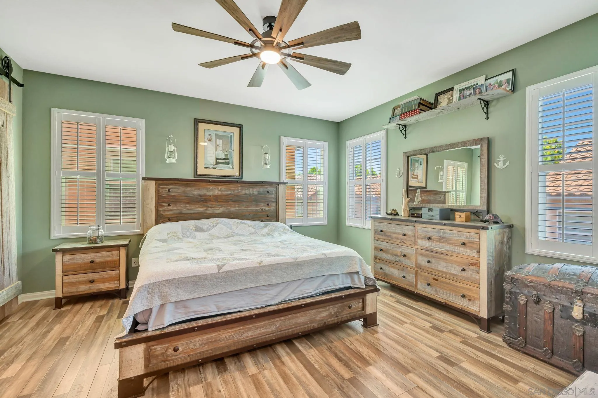 https://cdn.realtyfeed.com/cdn/127/250034613/c3d04e2c5f34c0f0fcd6630547829f27.webp