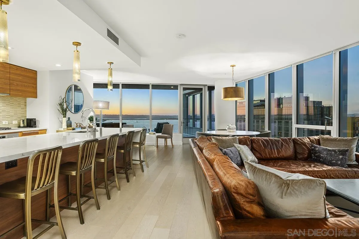 Photo #6: 250034619 Listing 