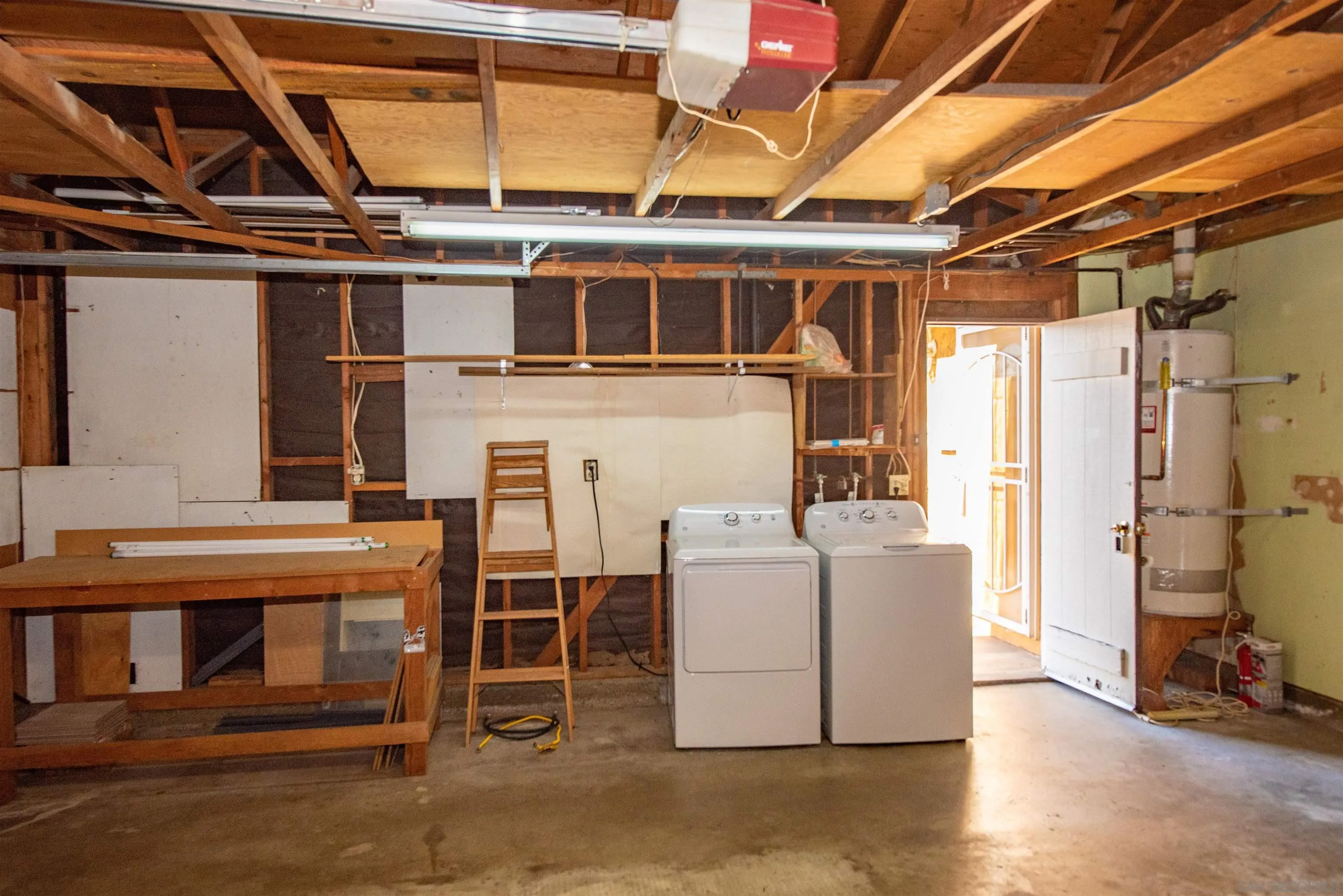https://cdn.realtyfeed.com/cdn/127/250034621/c869222076e8f3245df2d9cf47fed73b.webp