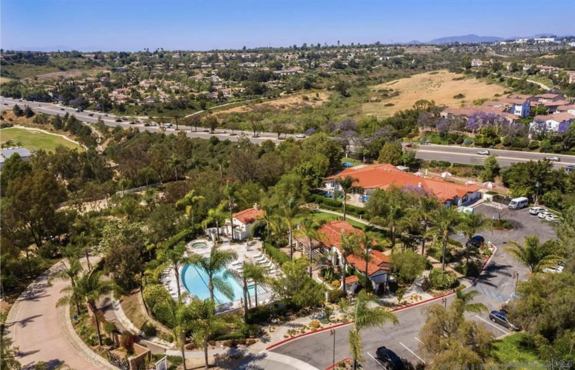https://cdn.realtyfeed.com/cdn/127/250034632/d22f7dafef57e707bc9c66648cfcd9e1.webp