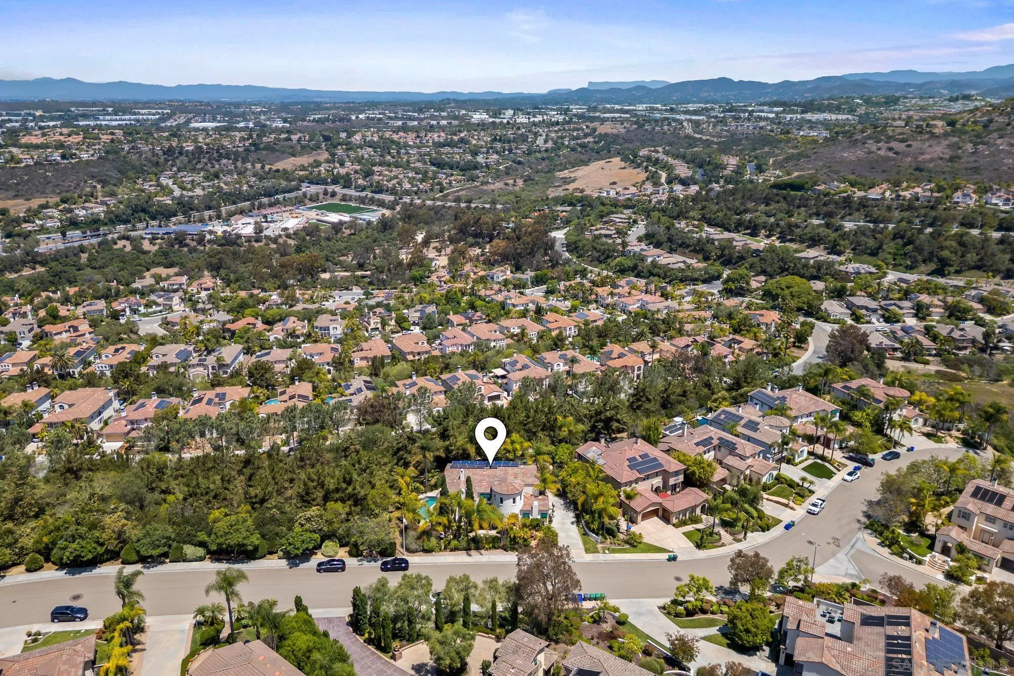 https://cdn.realtyfeed.com/cdn/127/250034632/e7b47e3d415f175f9b3c9247dd086c7c.webp