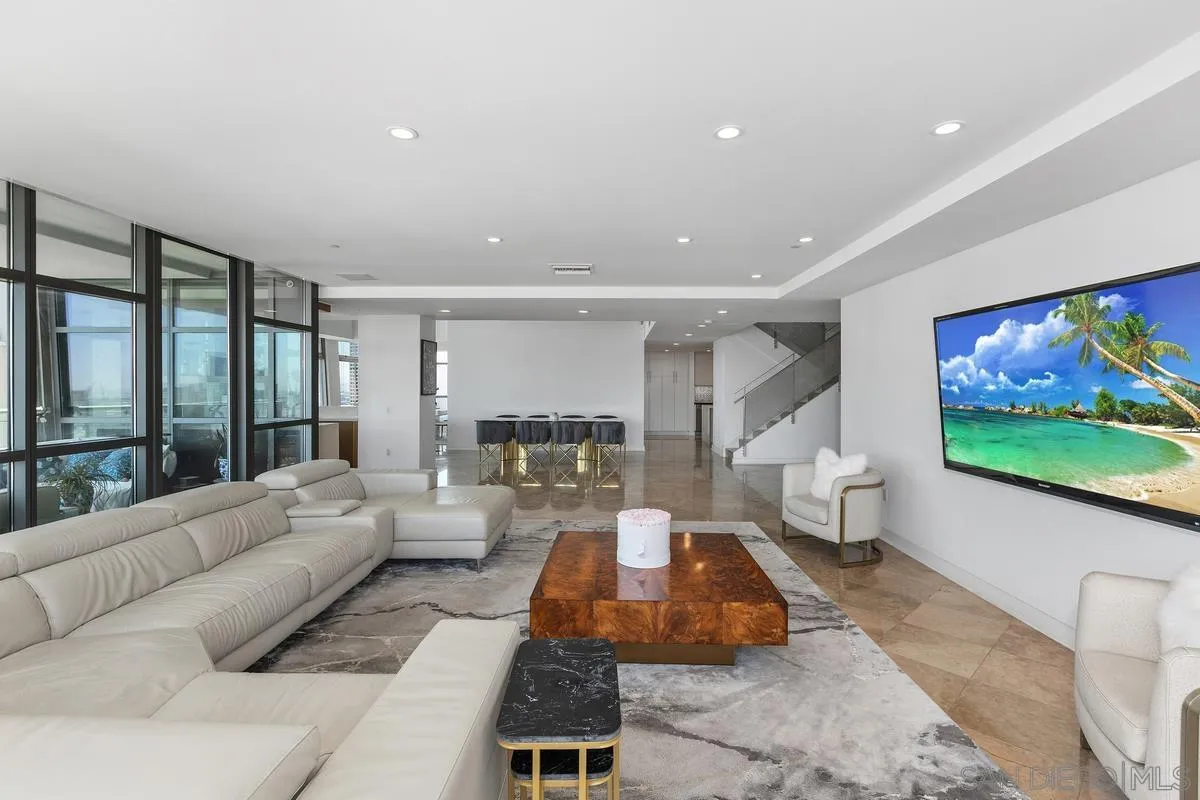 Photo #8: 250034633 Listing: Photo #8