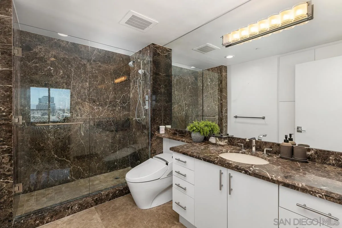 Photo #24: 250034633 Listing: Photo #24
