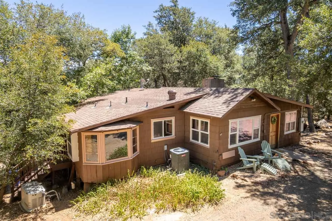 https://cdn.realtyfeed.com/cdn/127/250034635/339454801692724d3db58693cc1e5e5f.webp
