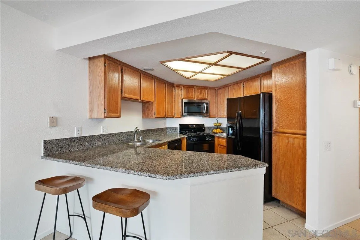 Photo #12: 250034636 Listing: Photo #12