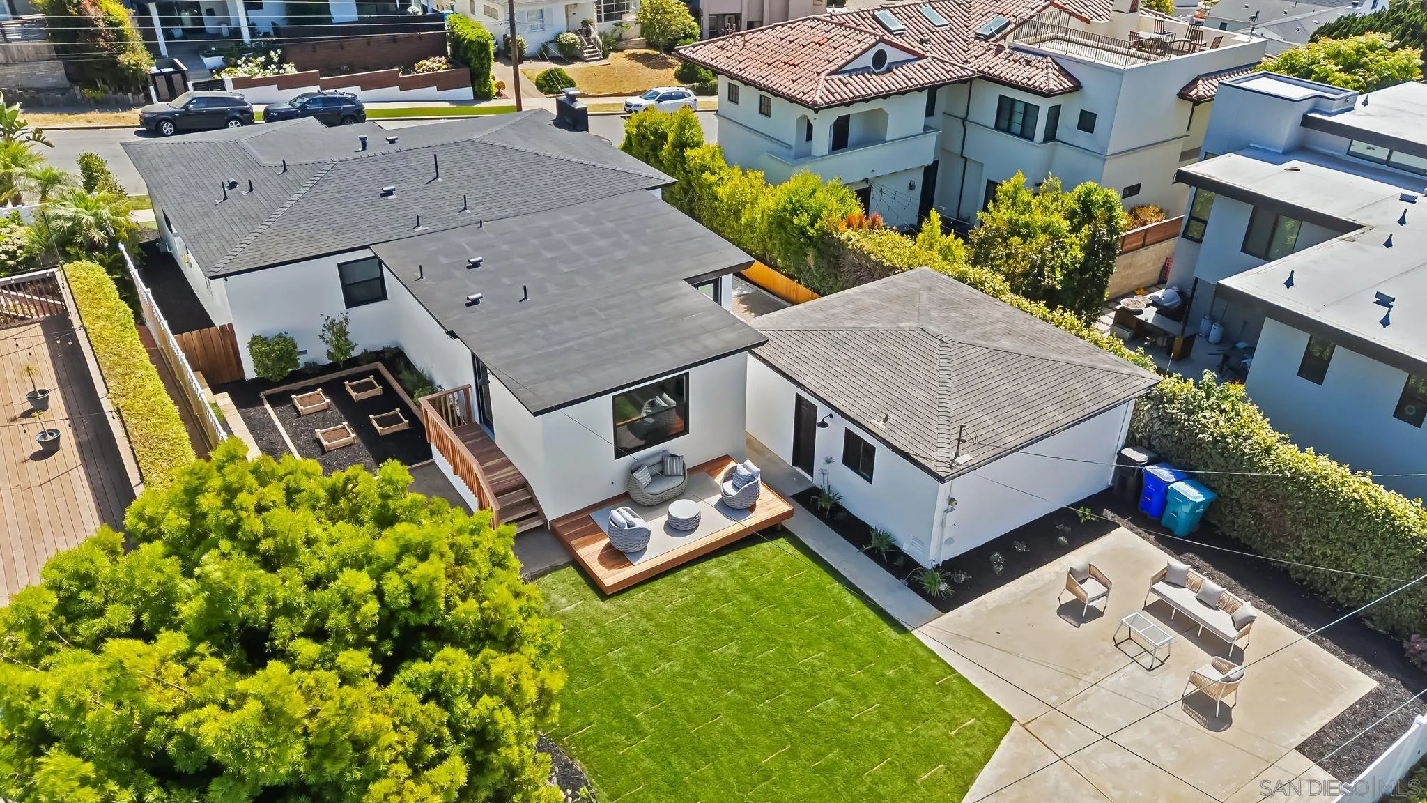 https://cdn.realtyfeed.com/cdn/127/250034639/72bdf92f805e4ac6f59abcb58d46a112.webp