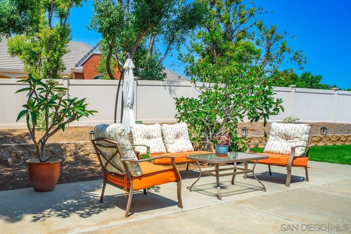 https://cdn.realtyfeed.com/cdn/127/250034645/70dd456f69c71a8b68857ccbfdf1e240.webp