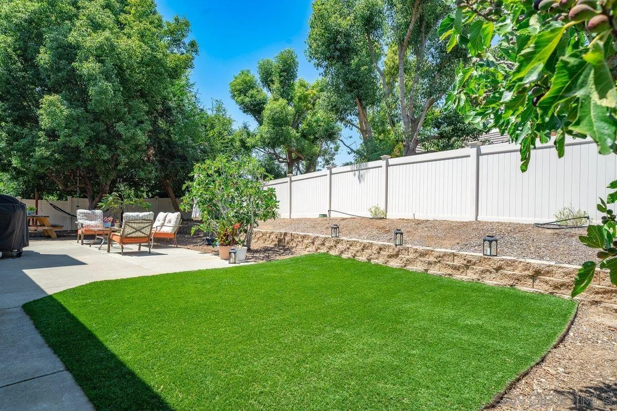 https://cdn.realtyfeed.com/cdn/127/250034645/a4455c46b63da03608f6e4817f182b05.webp