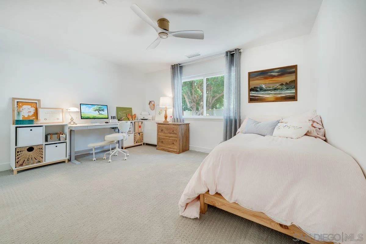 https://cdn.realtyfeed.com/cdn/127/250034645/df561eb53748621ab3b9a4367872c413.webp