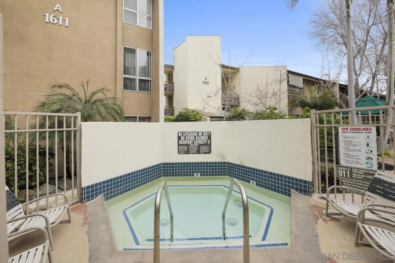Photo #24: 250034652 Listing: Photo #24