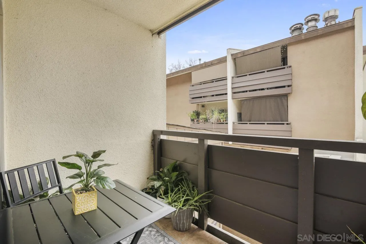 Photo #15: 250034652 Listing: Photo #15