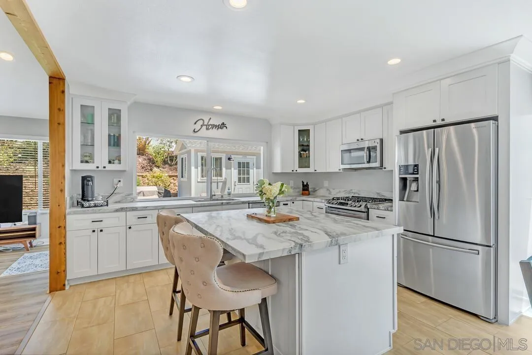 https://cdn.realtyfeed.com/cdn/127/250034663/2f87f90daa9f6a9aab40595e998d6e12.webp
