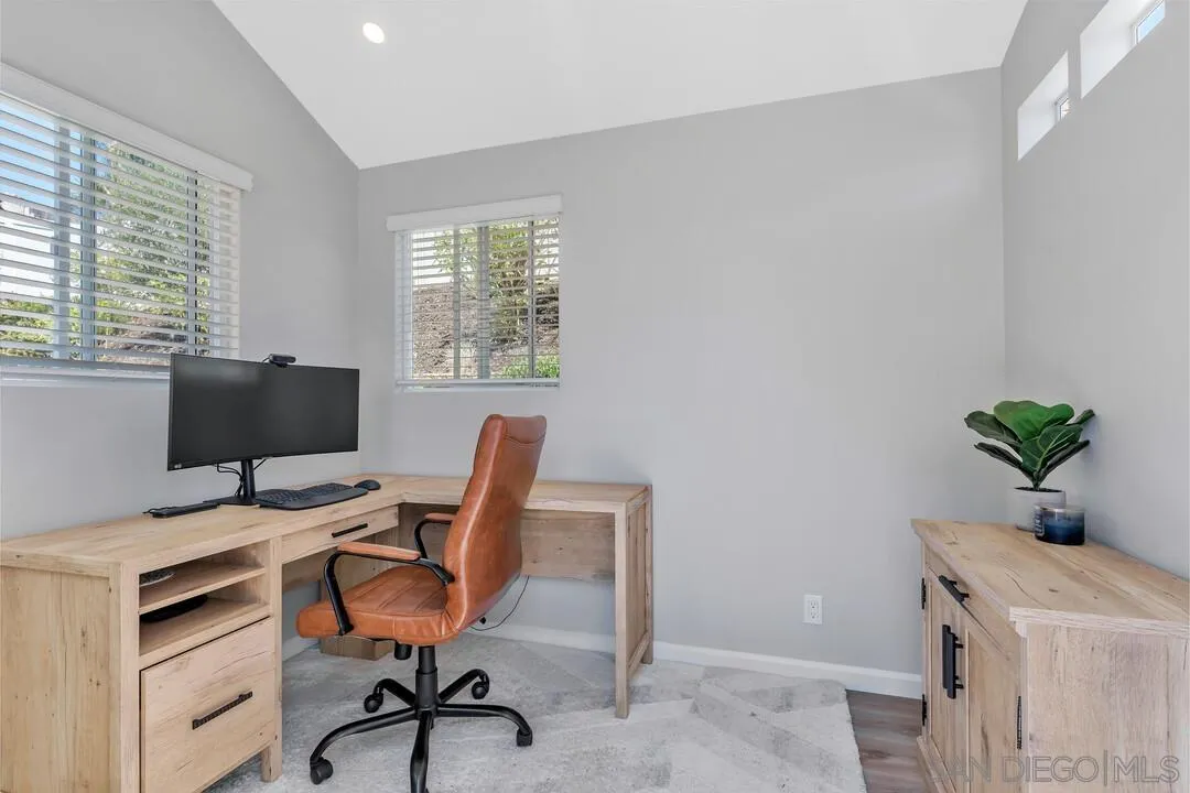 https://cdn.realtyfeed.com/cdn/127/250034663/82728641d8d21e5fb984cc3a3f2eca7c.webp