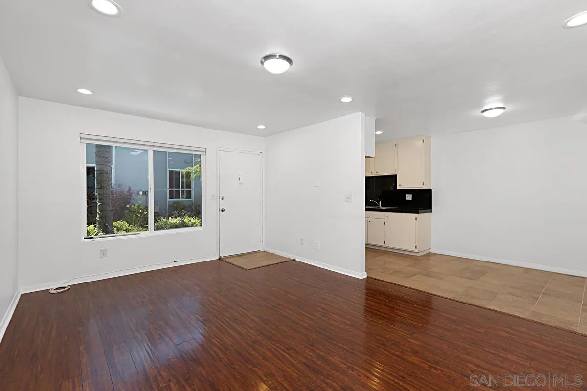 Photo #6: 250034669 Listing 