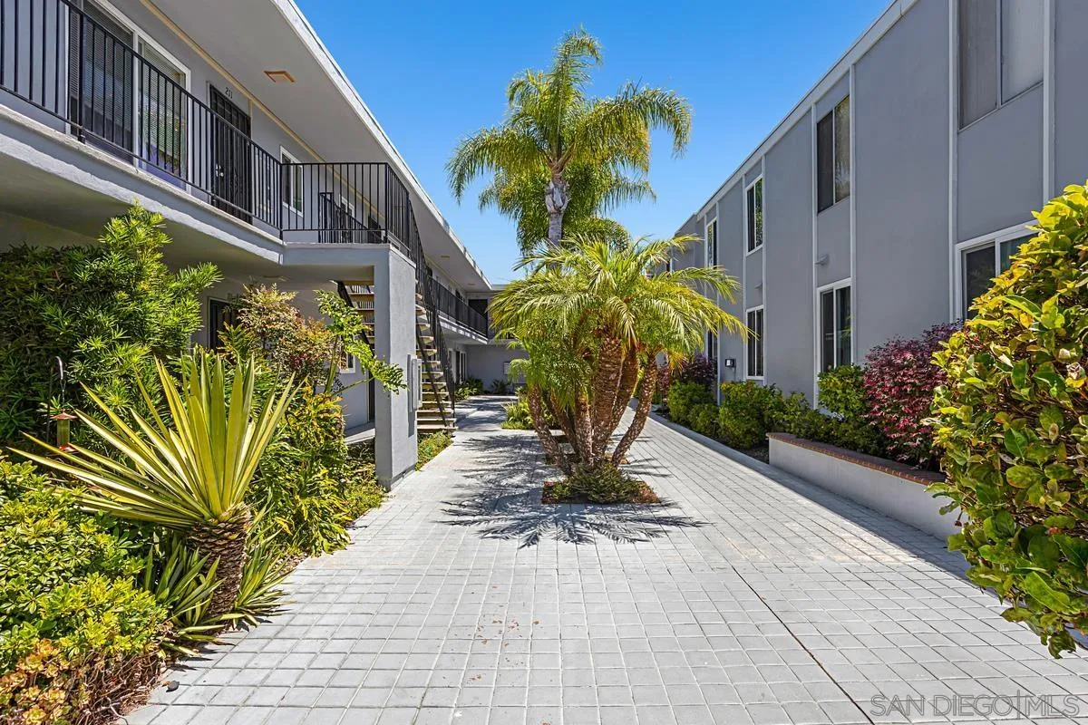 Photo #2: 250034669 Listing 