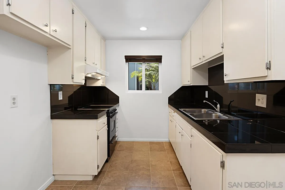 Photo #10: 250034669 Listing: Photo #10