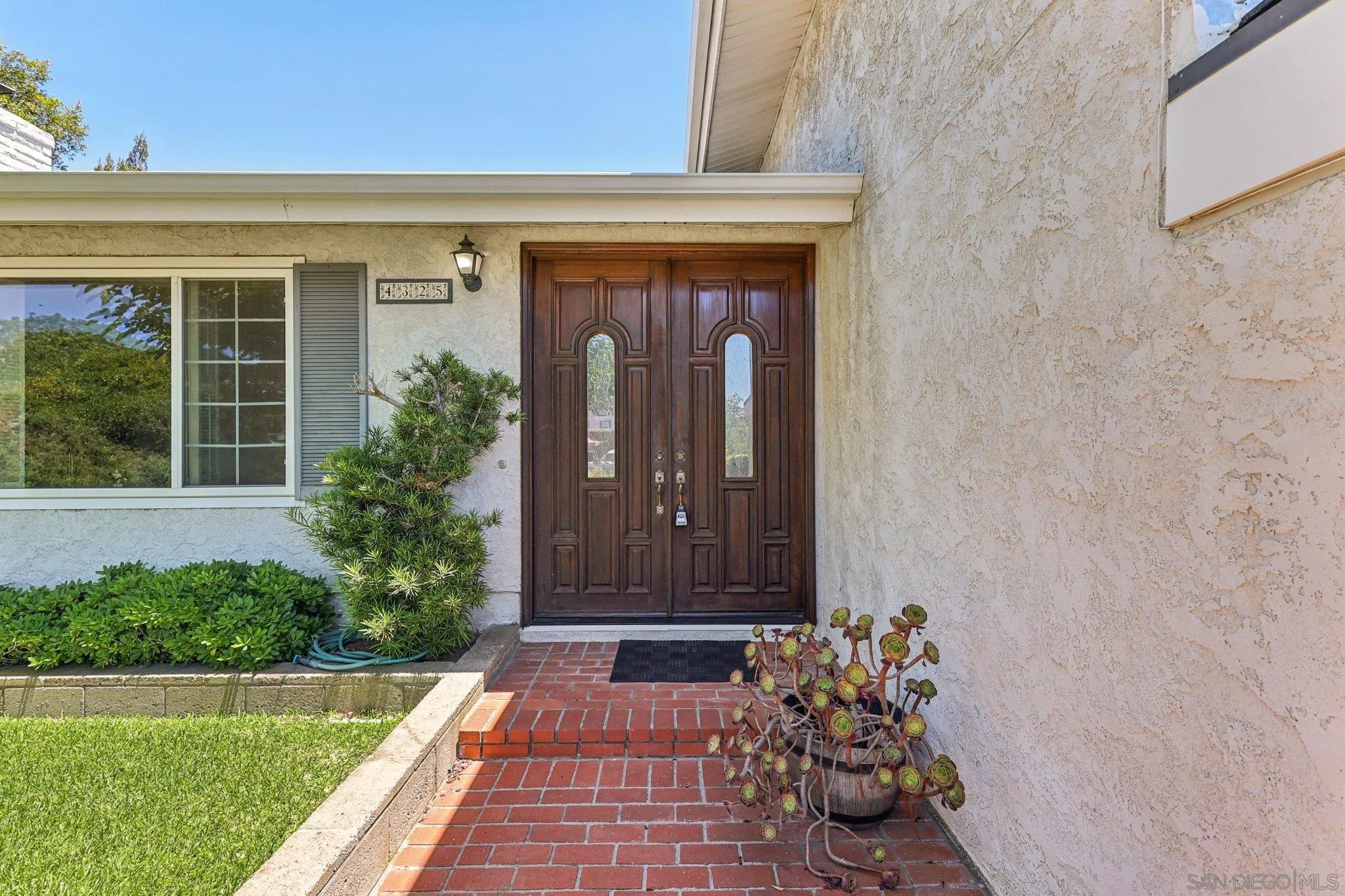https://cdn.realtyfeed.com/cdn/127/250034671/018da430f164562dc6690ca09851dfac.webp