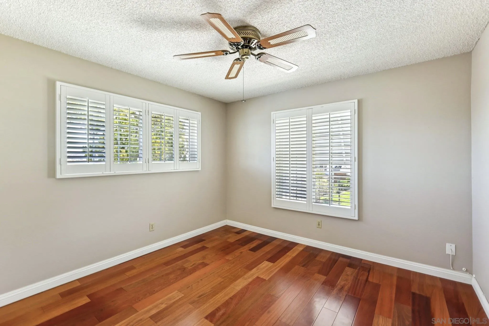 https://cdn.realtyfeed.com/cdn/127/250034671/0ba75691ebc9eb4d6a50aac31cc9577e.webp