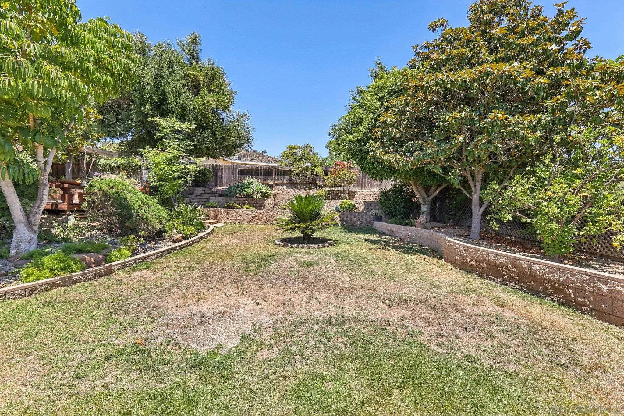https://cdn.realtyfeed.com/cdn/127/250034671/467f06a12b504688d68e3d1fcb287df4.webp