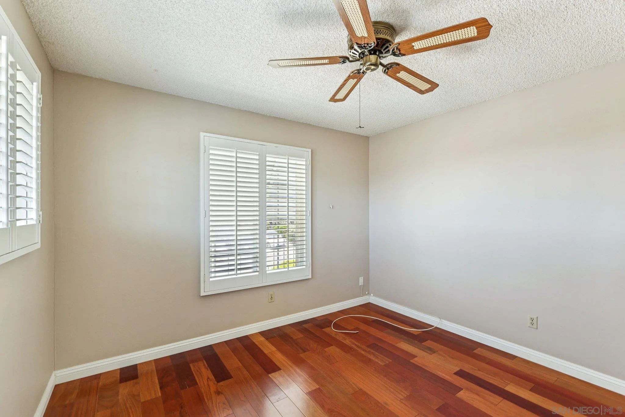 https://cdn.realtyfeed.com/cdn/127/250034671/57df835dbcd021ebe9dd188ffc64f547.webp