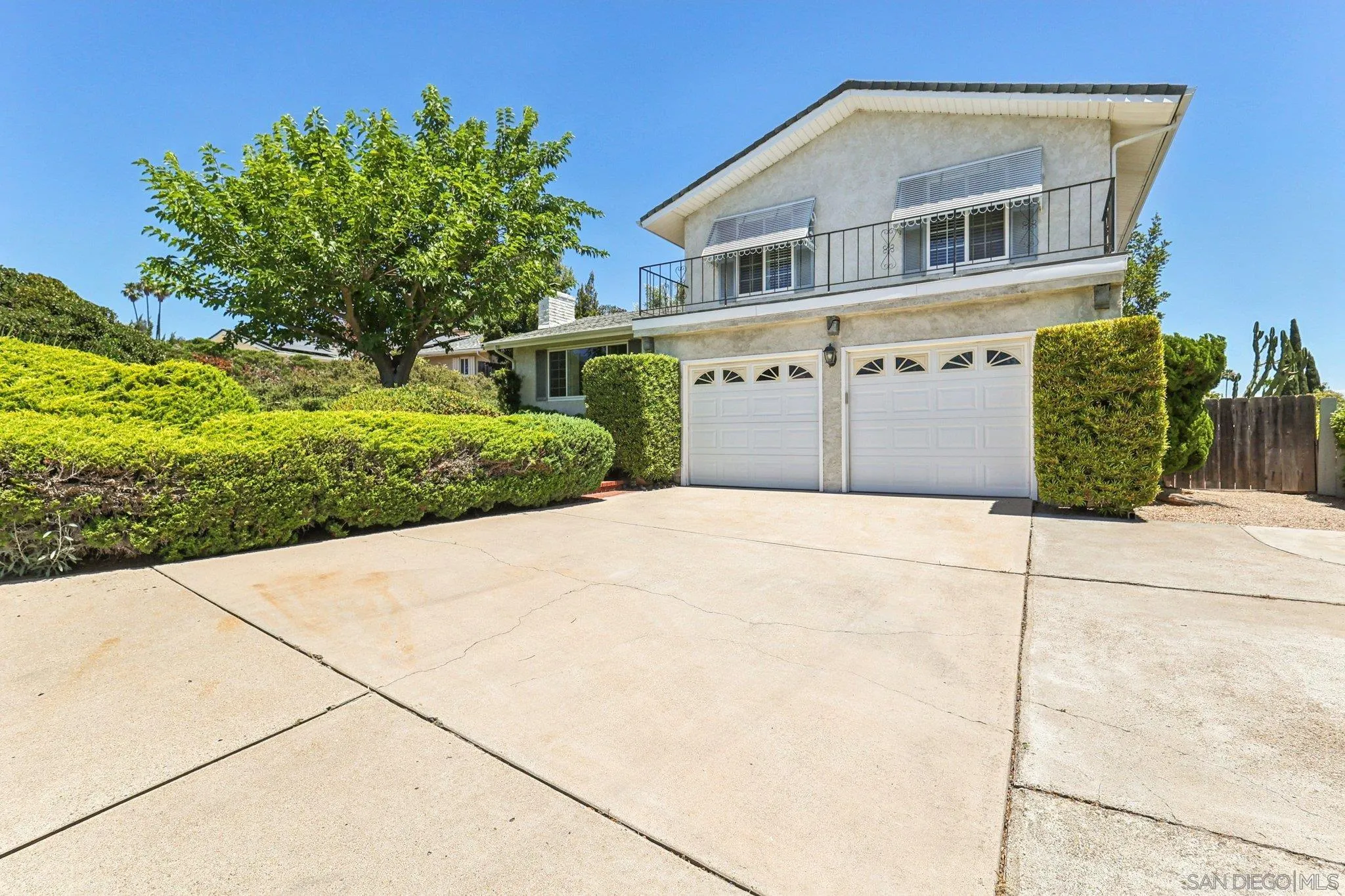 https://cdn.realtyfeed.com/cdn/127/250034671/a270b761645b744875de7be73c9cf765.webp