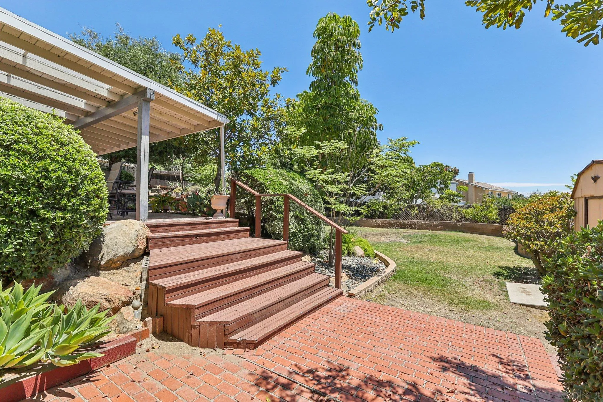 https://cdn.realtyfeed.com/cdn/127/250034671/dfcab06df96f76b276d2aa26200a3c4f.webp