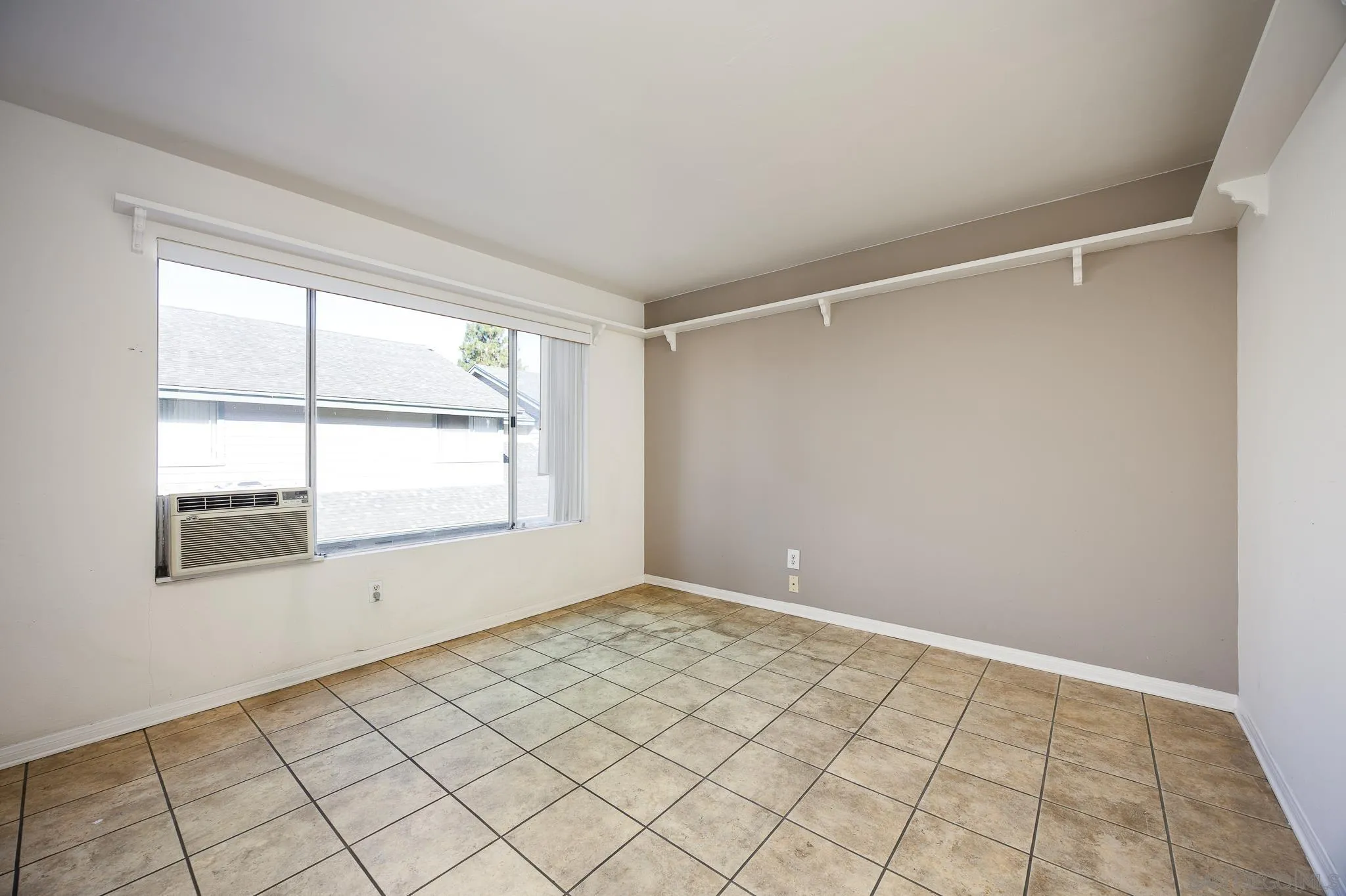 Photo #11: 250034690 Listing: Photo #11
