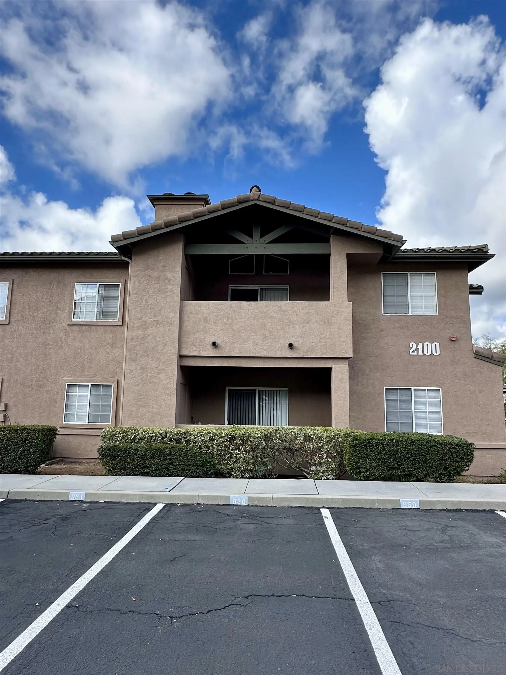 Photo #2: 250034702 Listing 