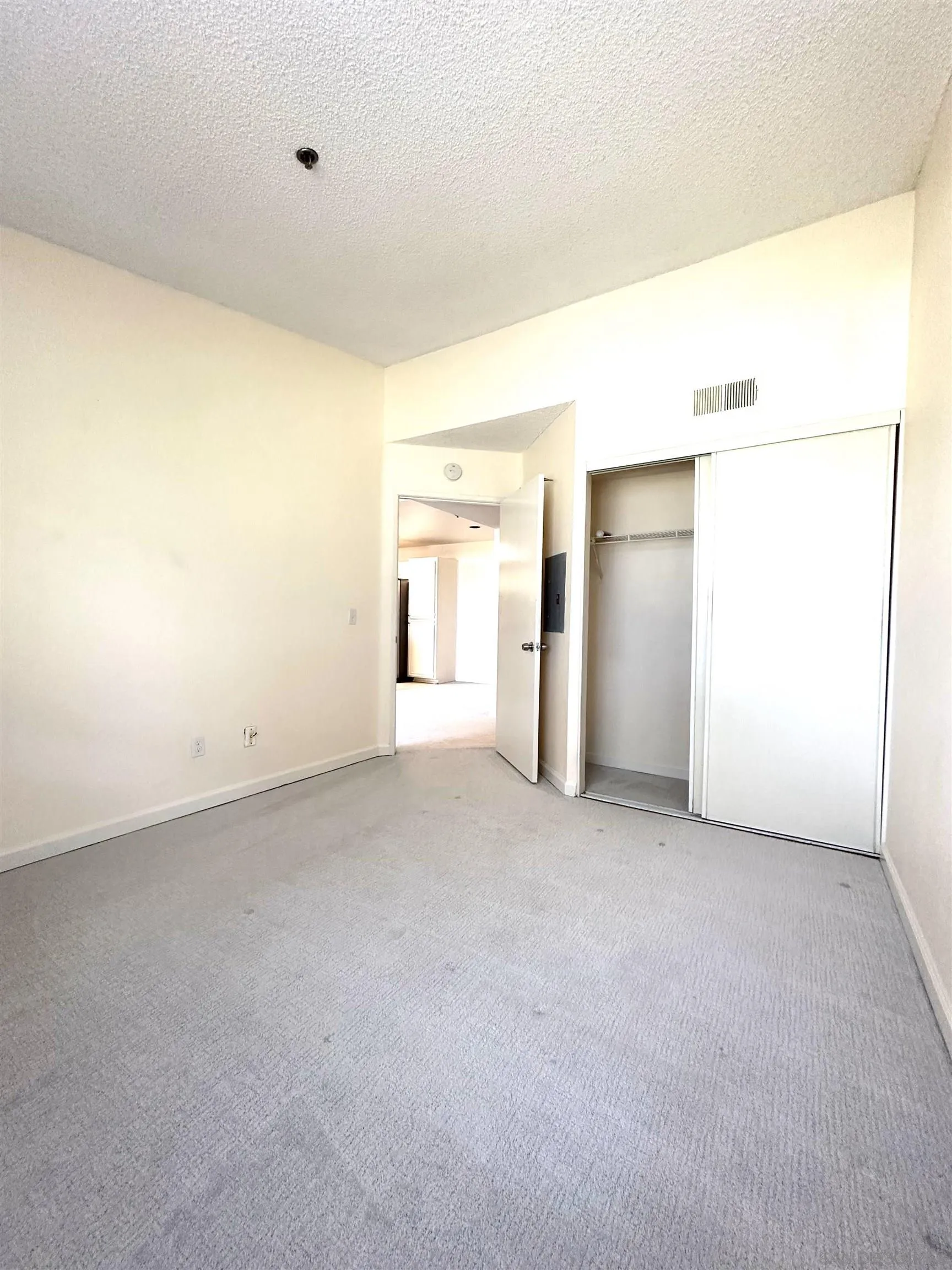 Photo #19: 250034702 Listing: Photo #19