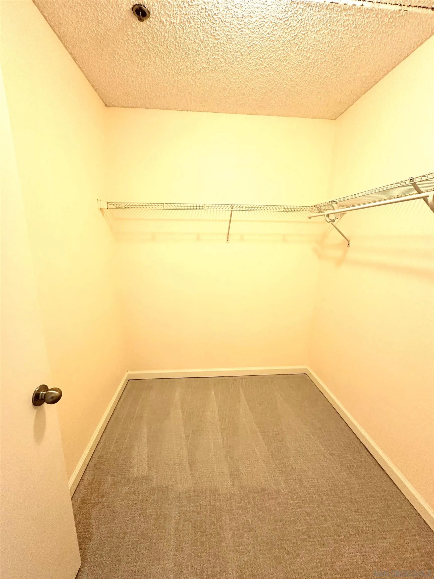 Photo #33: 250034702 Listing: Photo #33
